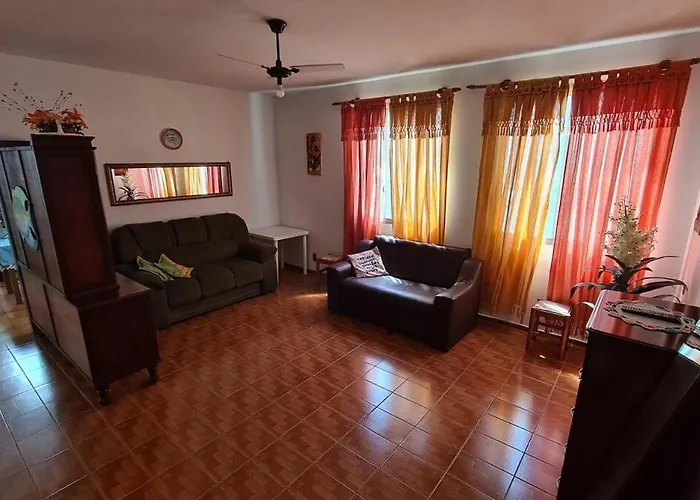 Apartamento De Praia Familiar - 80 Metros Do Mar